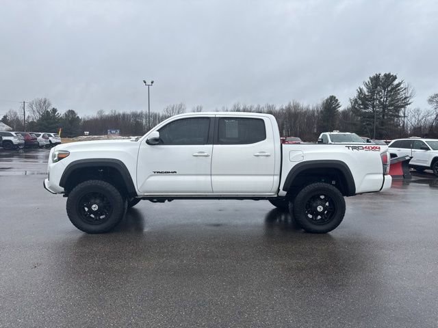 Used 2020 Toyota Tacoma TRD Off-Road w/ TRD Premium Off Road Package image 2