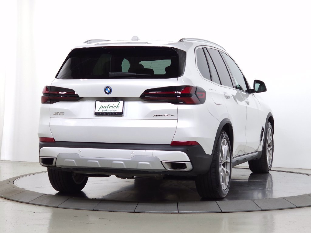 Used 2026 BMW X5 xDrive50e w/ Premium Package AWD/4WD image 11