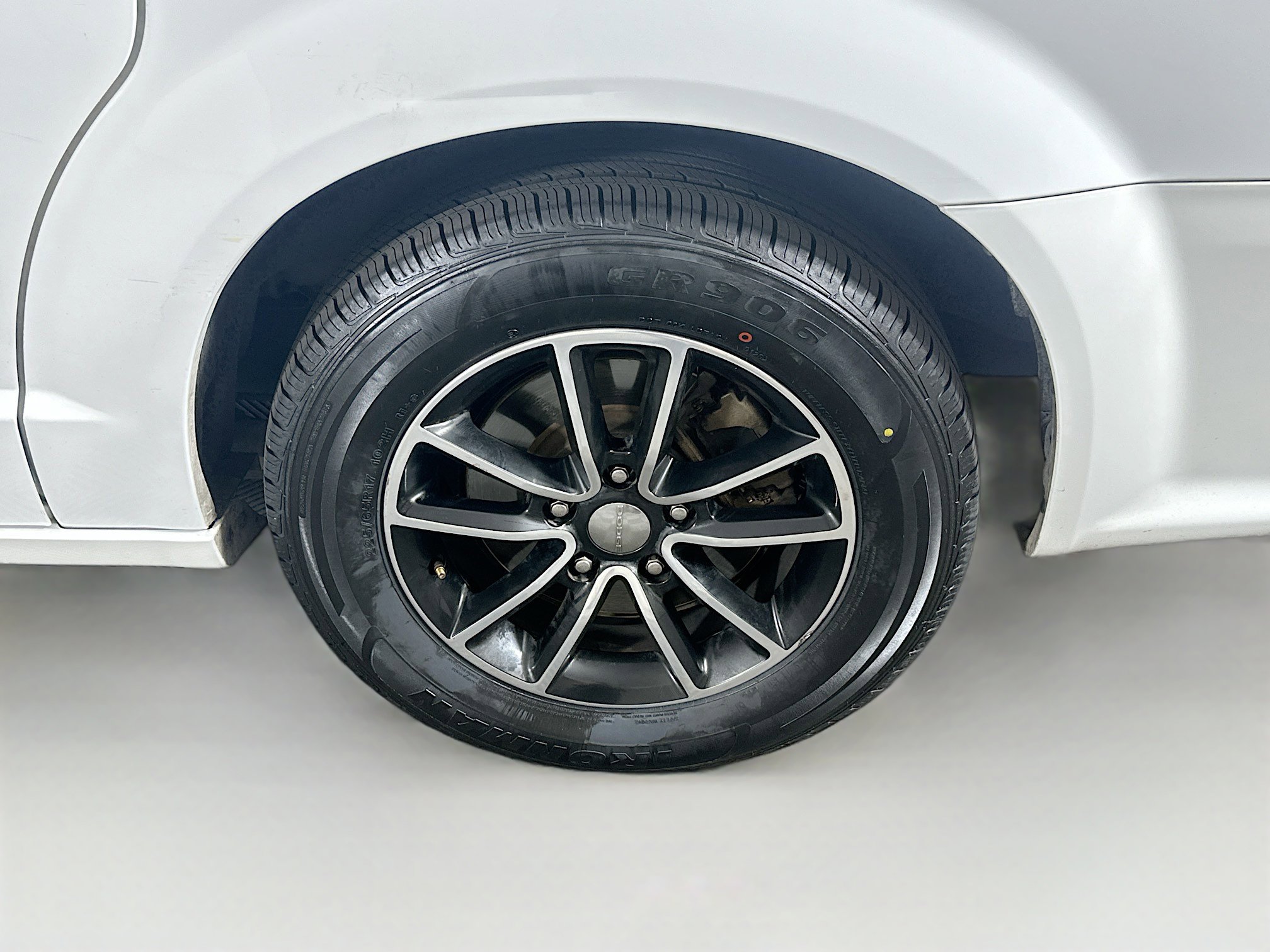 Used 2019 Dodge Grand Caravan GT image 11