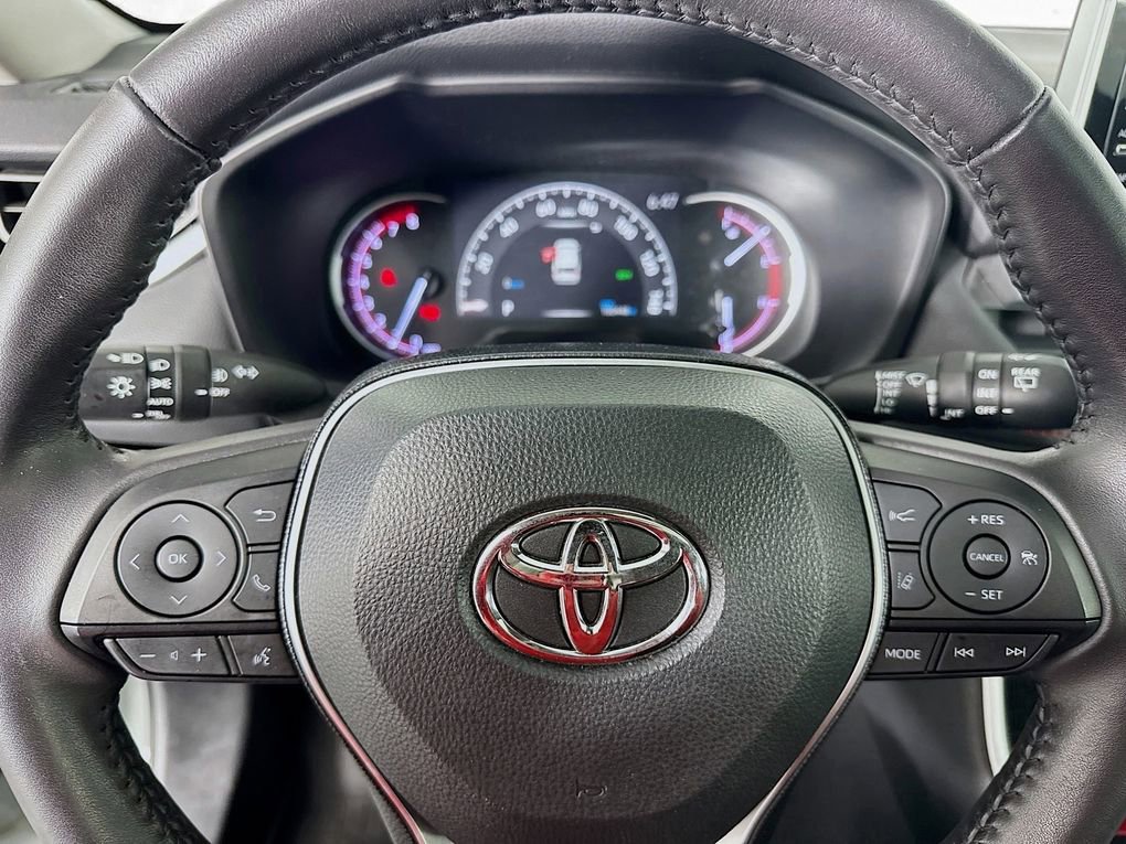 Used 2020 Toyota RAV4 TRD Off-Road image 16