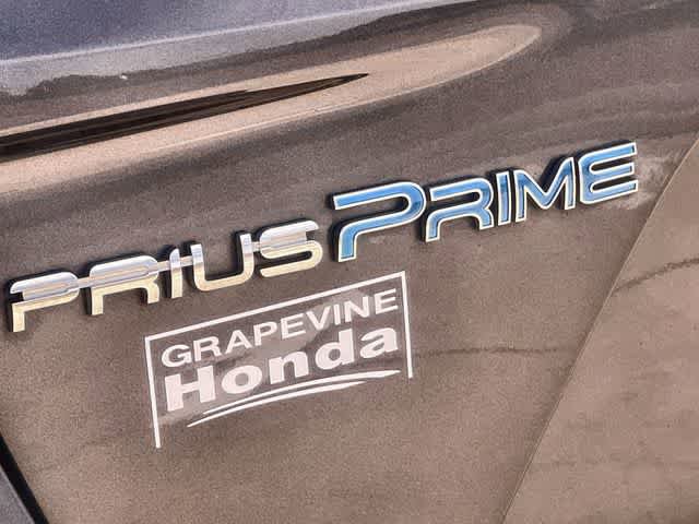 Used 2020 Toyota Prius Prime Limited image 8