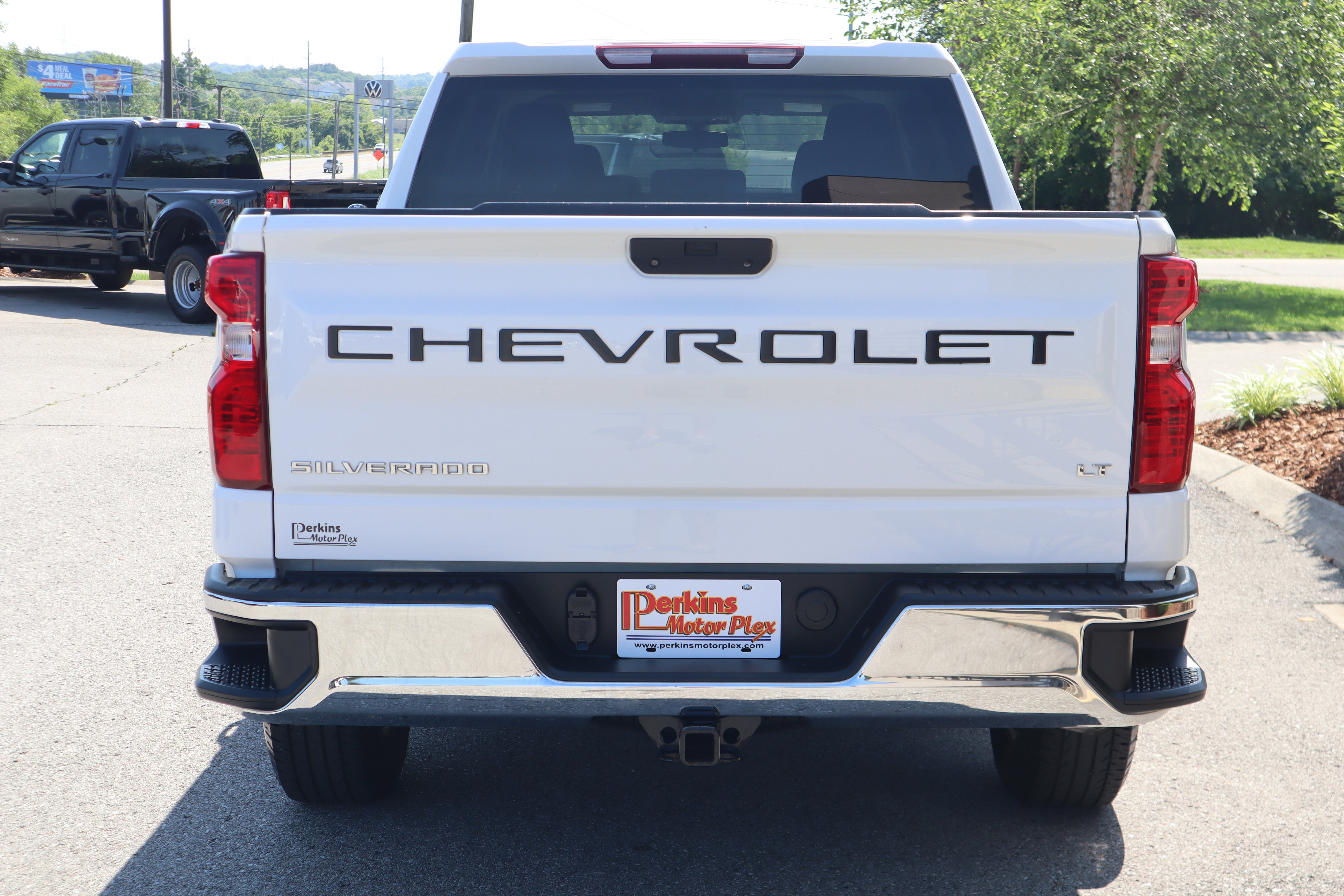 Used 2021 Chevrolet Silverado 1500 LT RWD image 8