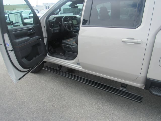 Used 2026 GMC Sierra 3500 AT4 w/ Technology Package AWD/4WD image 41