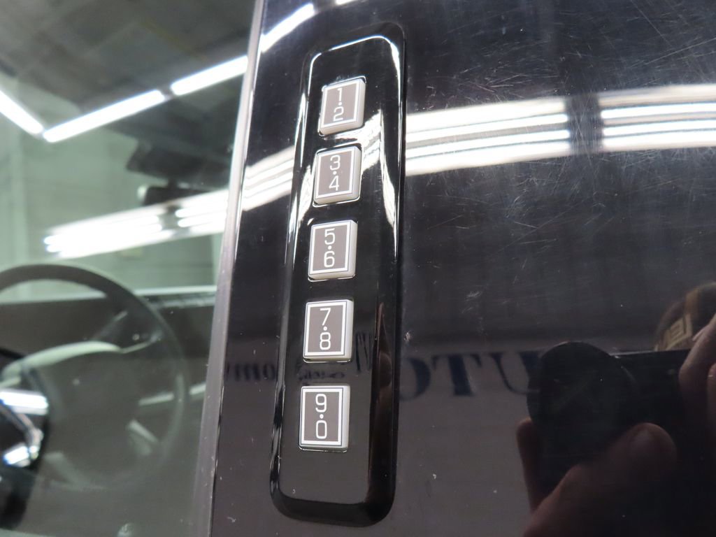 Used 2024 Ford F250 XLT w/ Black Appearance Package image 62