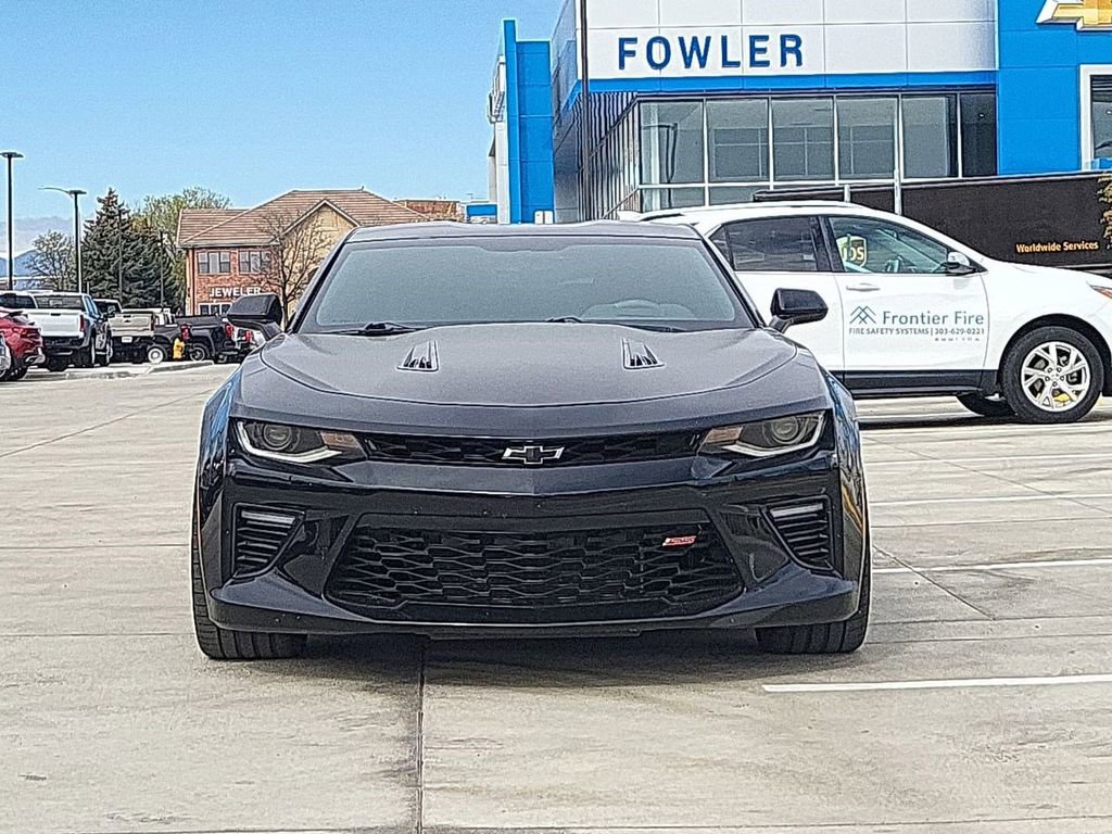 Used 2017 Chevrolet Camaro SS image 3