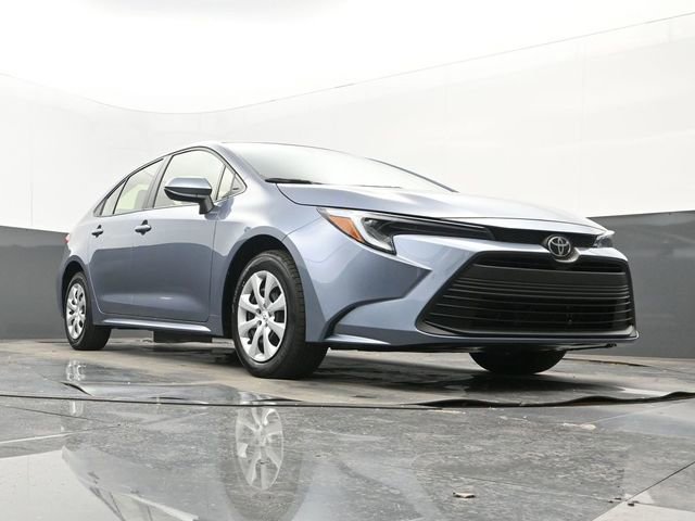 Used 2026 Toyota Corolla LE image 22