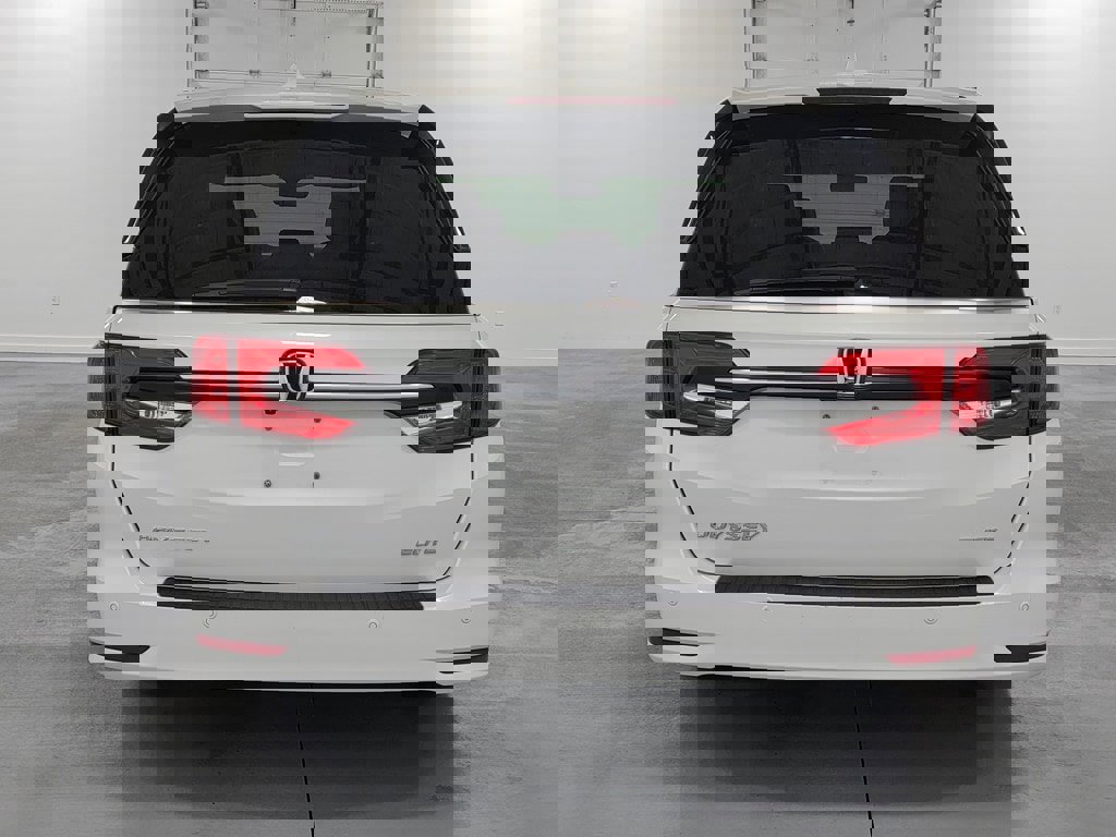 Used 2022 Honda Odyssey Elite image 8