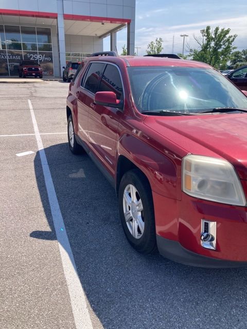 Used 2014 GMC Terrain SLE AWD/4WD image 2