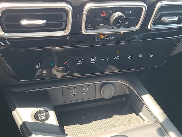 New 2026 Nissan Sentra SV w/ SV Convenience Package FWD image 19