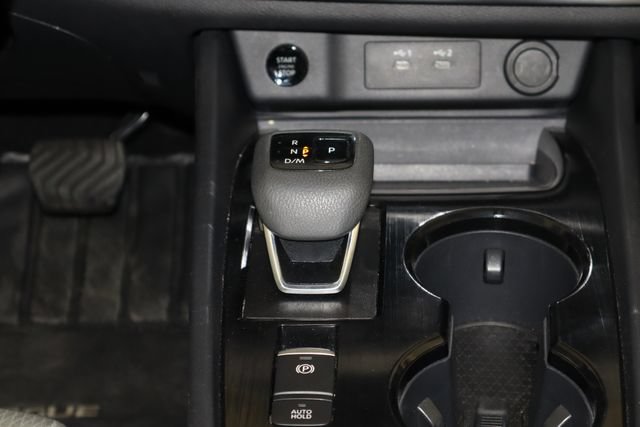 Used 2025 Nissan Rogue SV FWD image 25