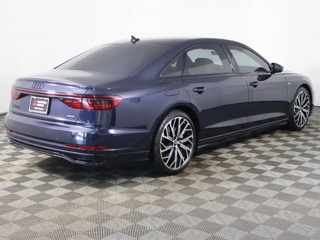 Used 2023 Audi A8 L 3.0T image 15