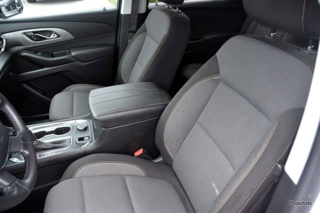 Used 2020 Chevrolet Traverse LT FWD image 11