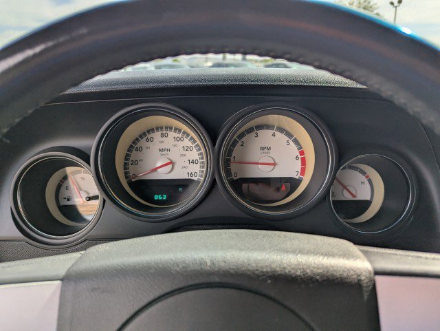 Used 2010 Dodge Challenger R/T image 13