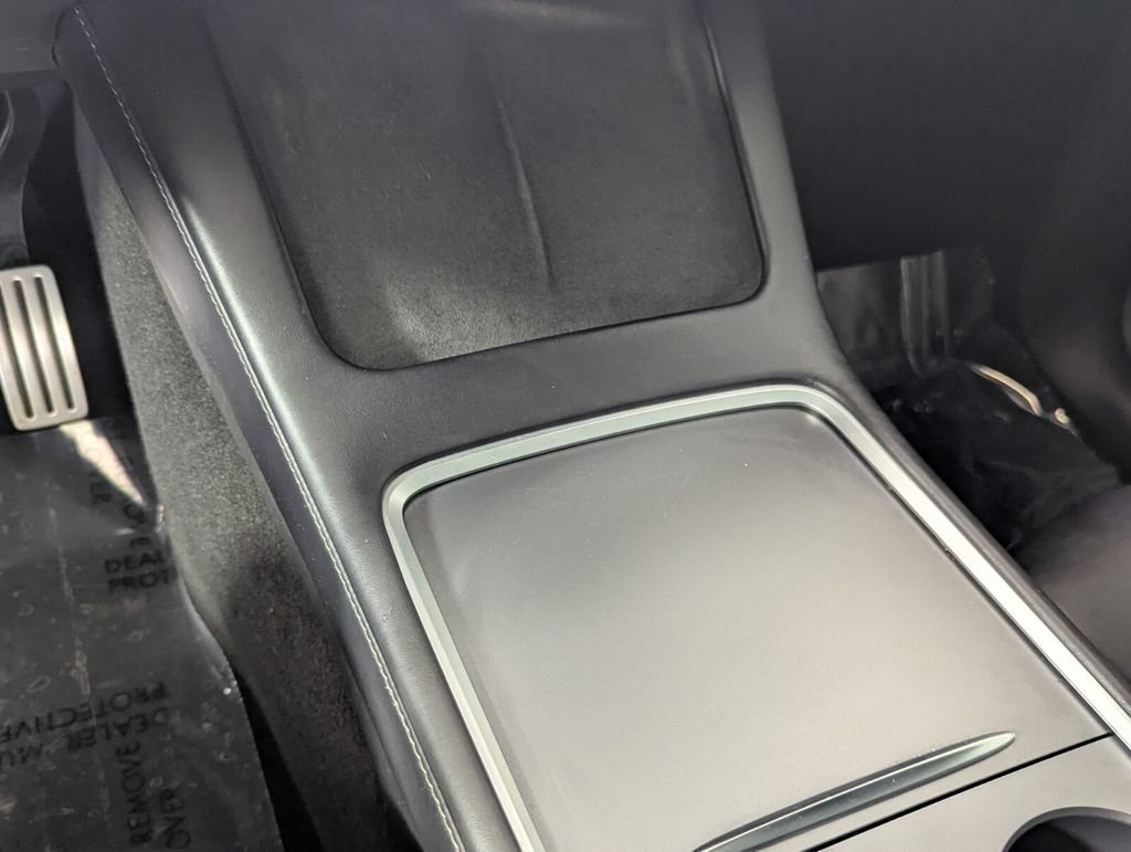 Used 2022 Tesla Model Y Performance AWD/4WD image 21