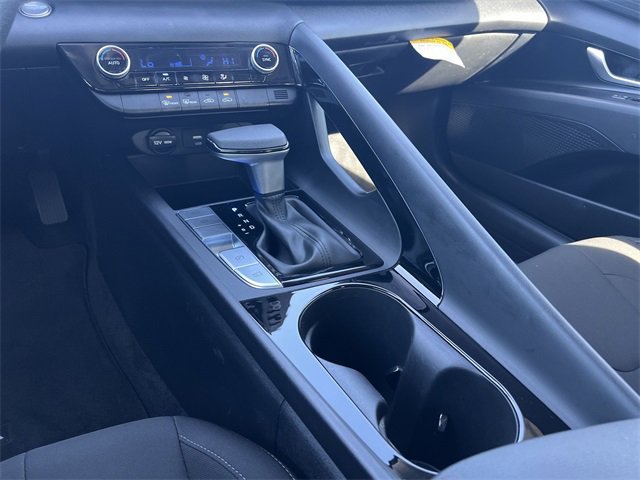Certified 2025 Hyundai Elantra Blue image 15
