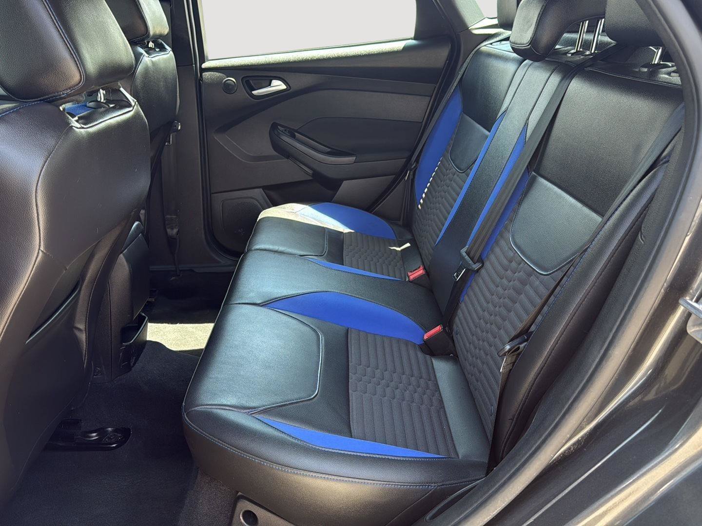 Used 2015 Ford Focus ST w/ Equipment Group 401A FWD image 7