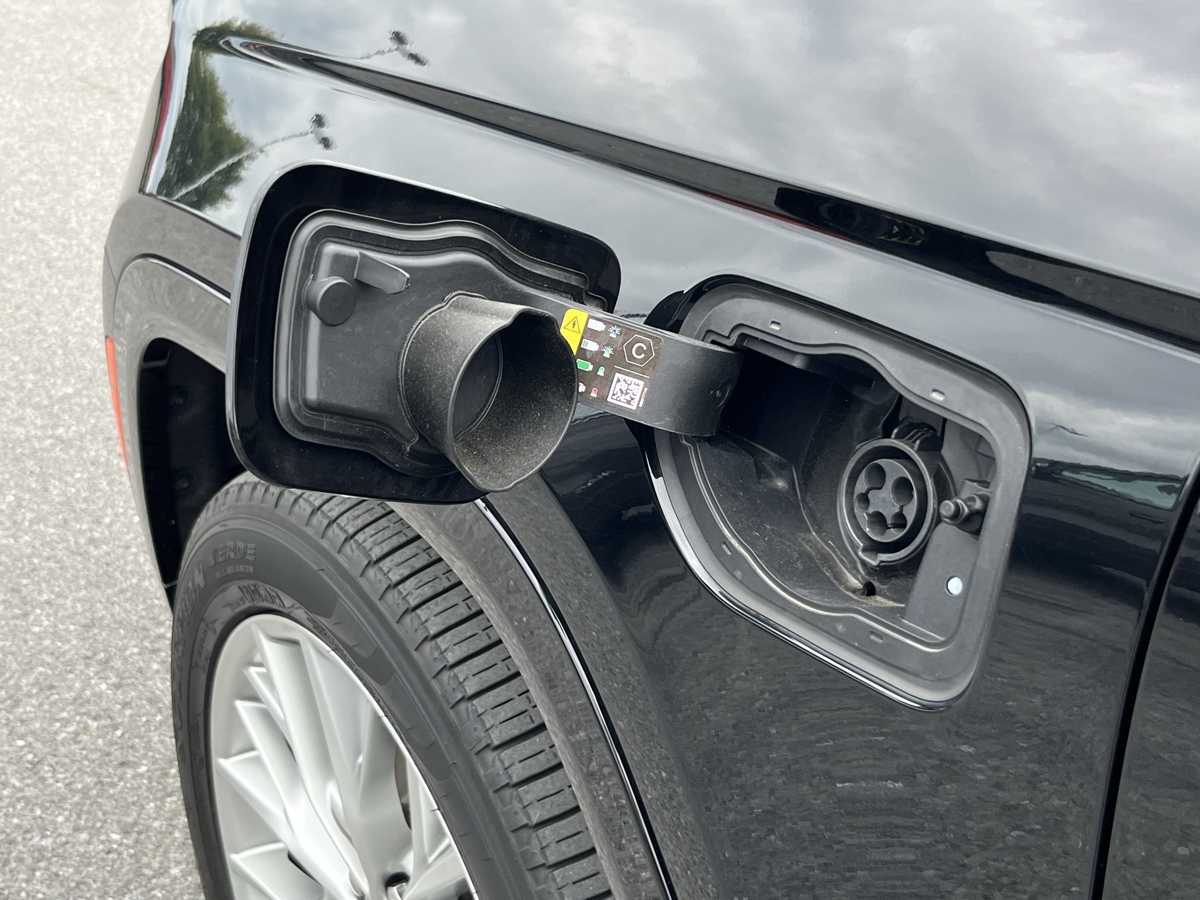 Used 2023 Jeep Grand Cherokee Summit w/ Advanced Protech Group IV AWD/4WD image 16