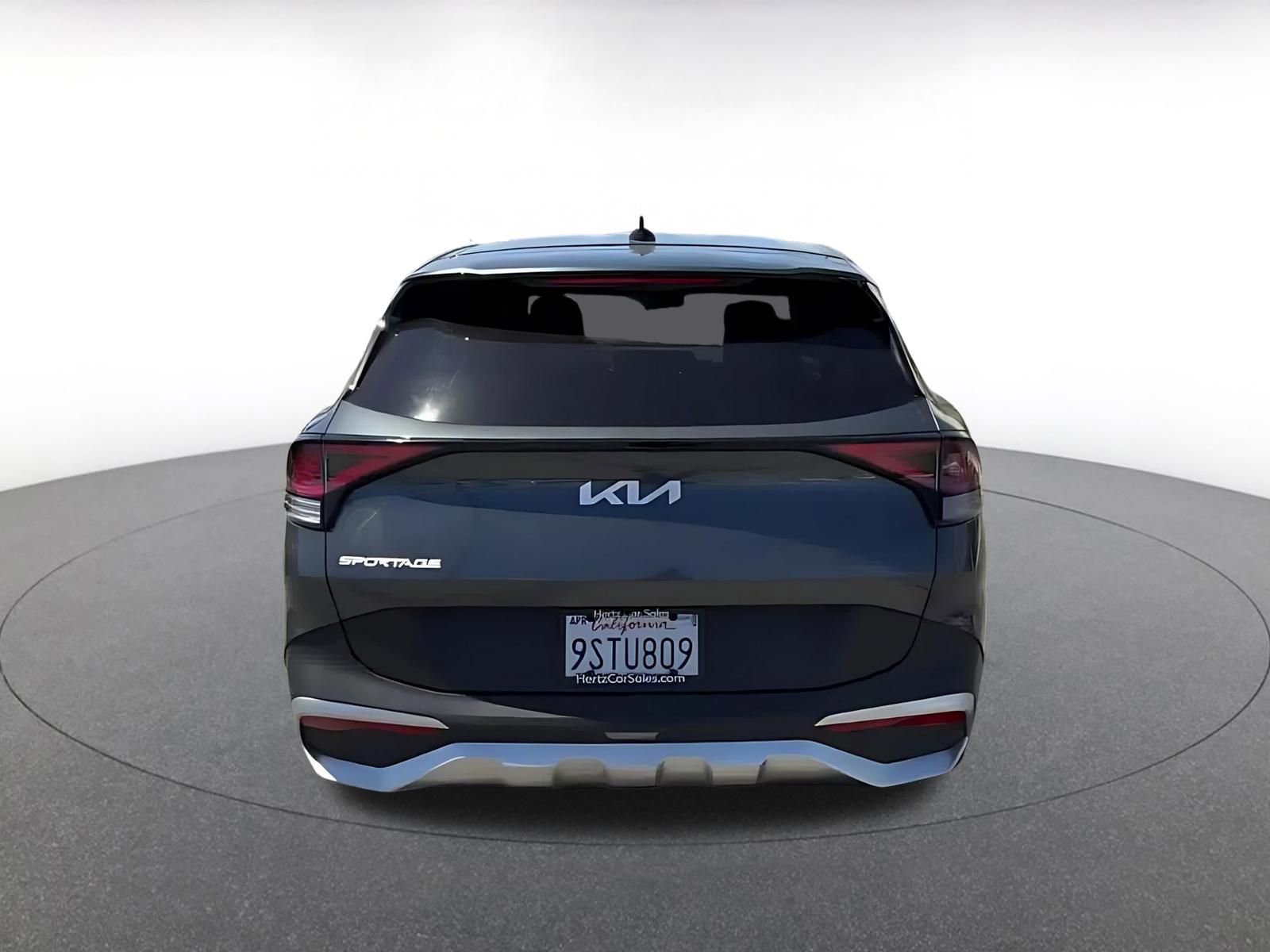 Used 2025 Kia Sportage LX image 12