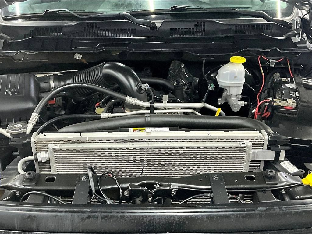 Used 2021 RAM 1500 Classic SLT AWD/4WD image 29