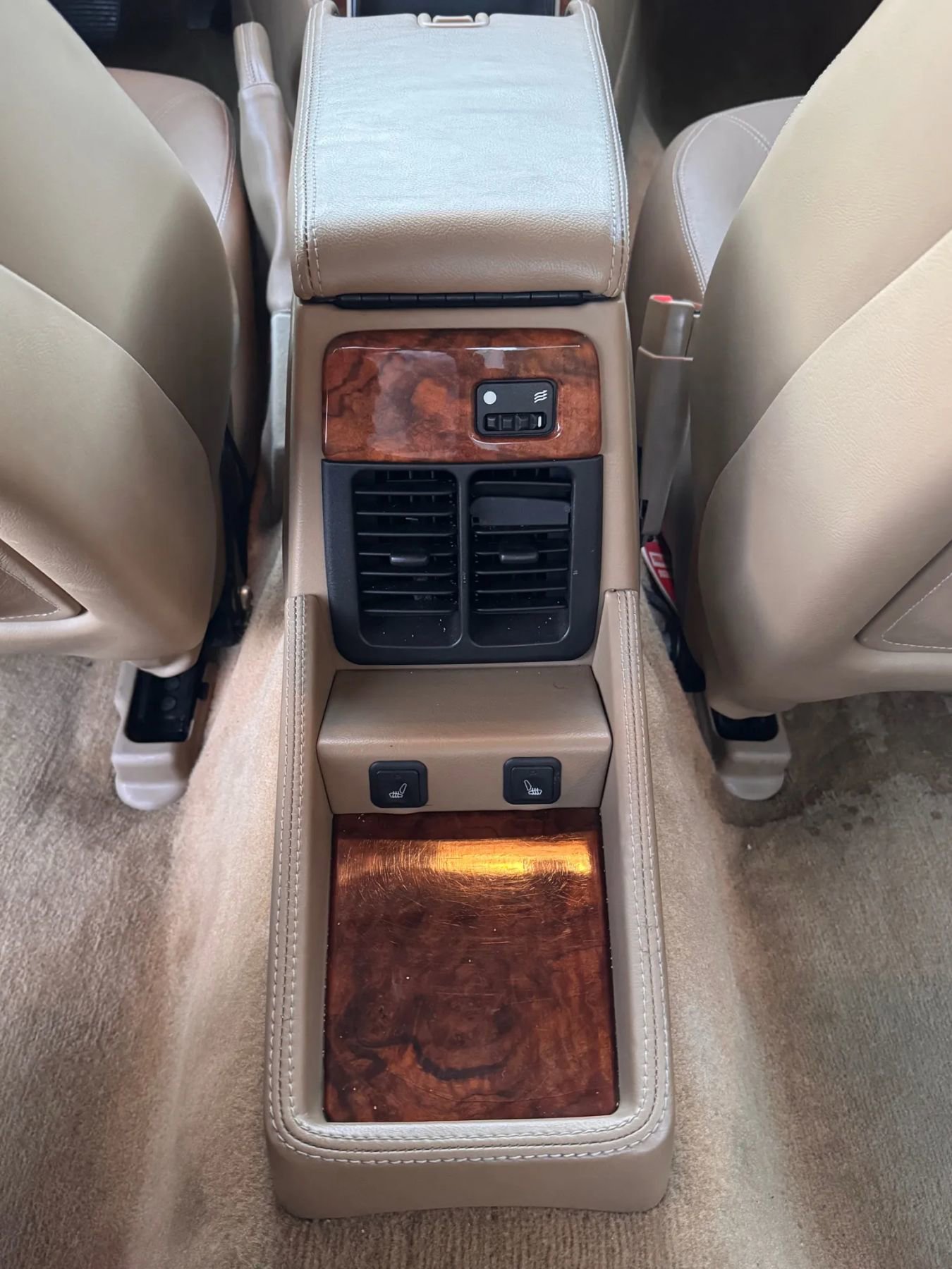 Used 1997 Jaguar XJ6 L image 16