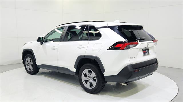 Used 2025 Toyota RAV4 XLE FWD image 6