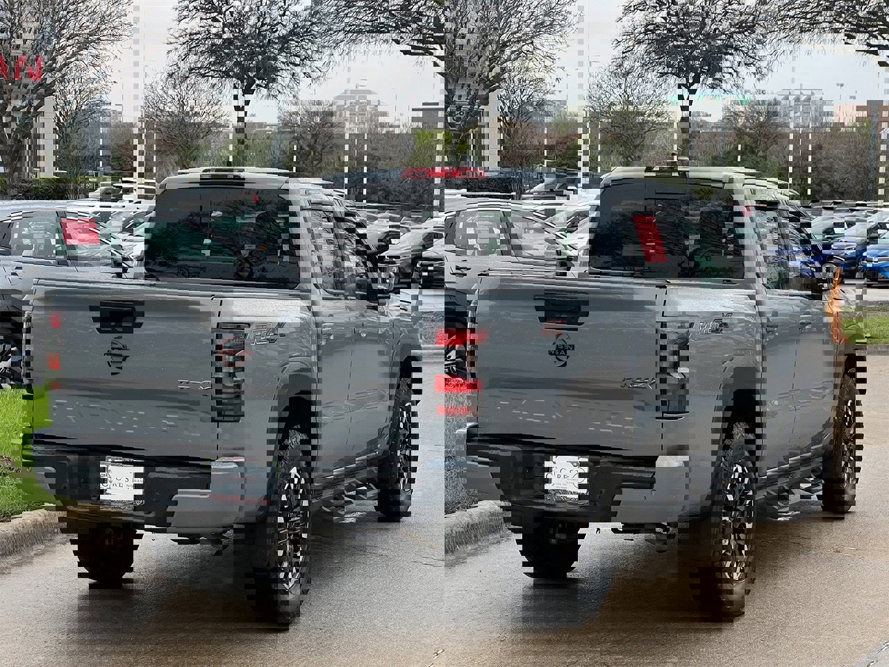 Certified 2023 Nissan Frontier PRO-4X w/ Pro Convenience Package image 4