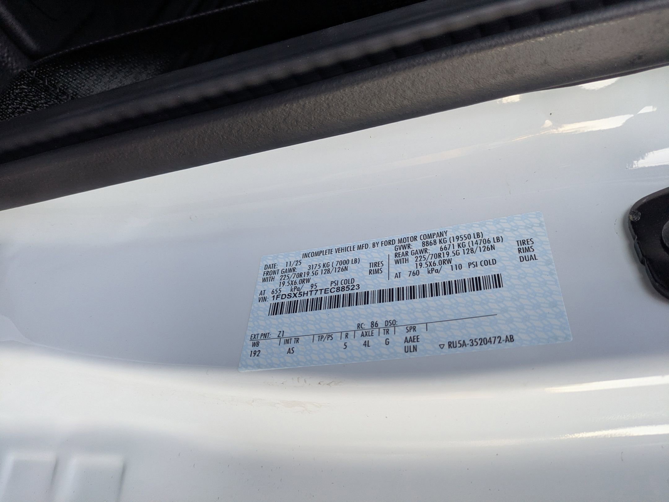 New 2026 Ford F550 4x4 Supercab Super Duty image 38