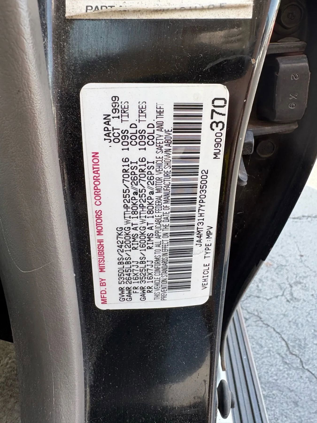 Used 2000 Mitsubishi Montero Sport XLS image 28