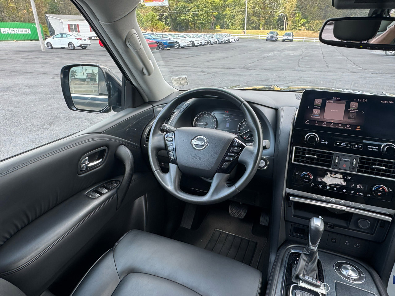 Used 2023 Nissan Armada SV image 19