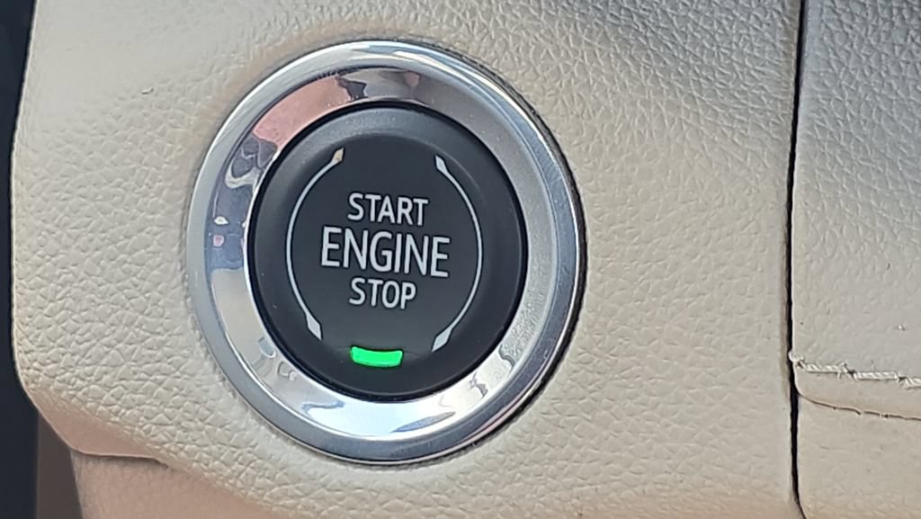 Used 2022 Buick Envision Preferred FWD image 29