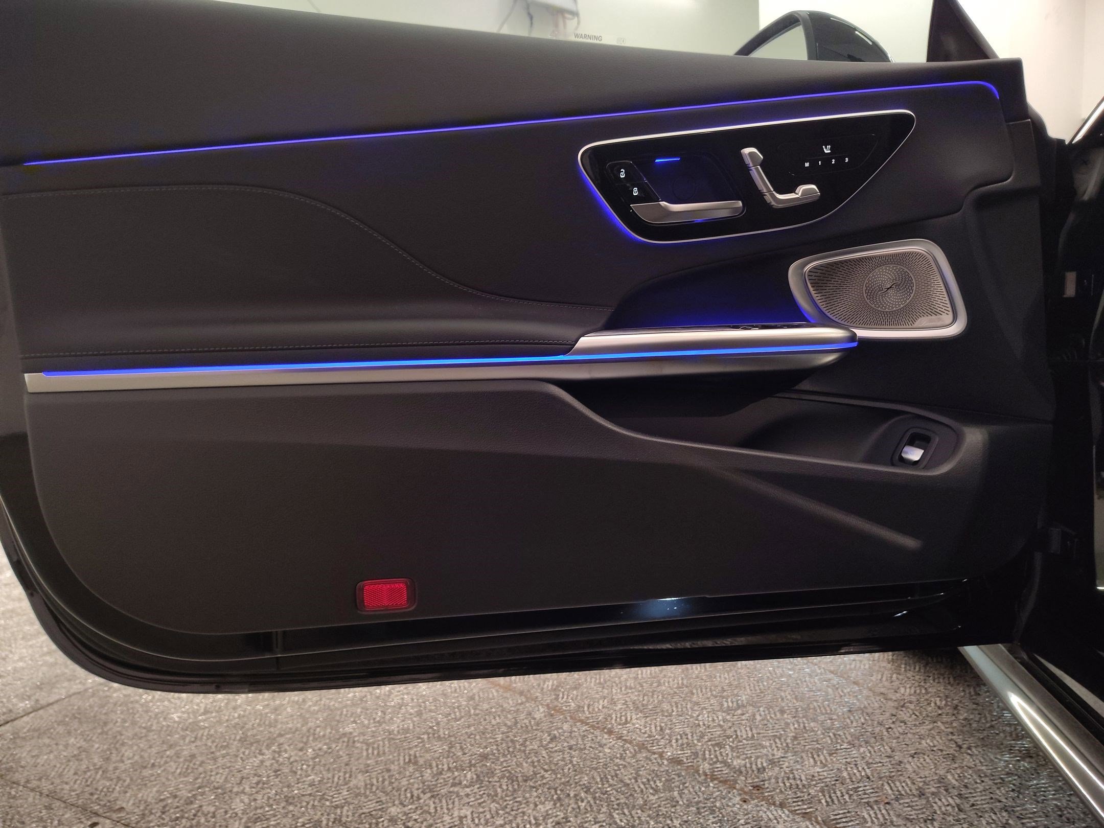 New 2026 Mercedes-Benz CLE 300 4MATIC Coupe image 13