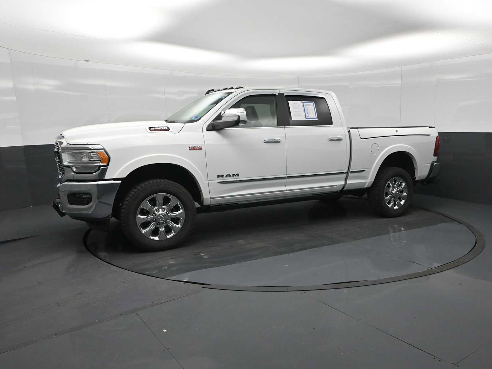 Used 2020 RAM 2500 Limited AWD/4WD image 4