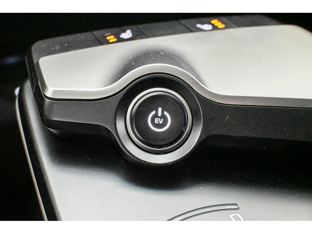 Used 2025 Kia EV6 Light w/ Light LR Technology Package image 26