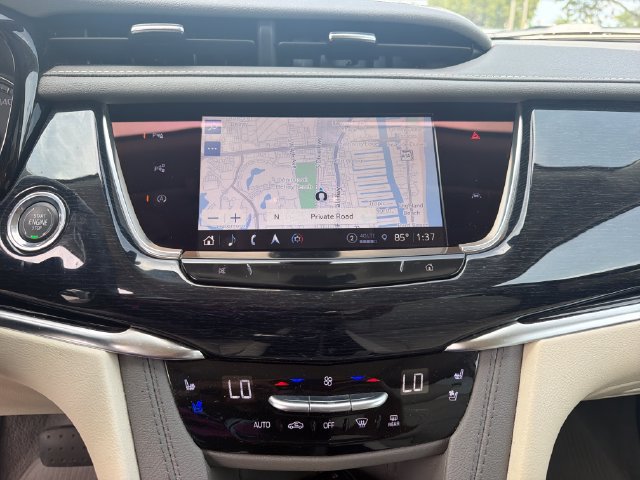 Certified 2024 Cadillac XT6 Premium Luxury w/ Technology Package AWD/4WD image 18