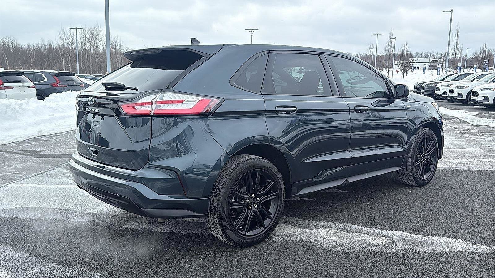 Used 2024 Ford Edge ST-Line w/ Cargo Accessory Package AWD/4WD image 6