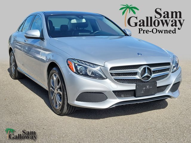 Used 2015 Mercedes-Benz C 300 4MATIC Sedan image 1