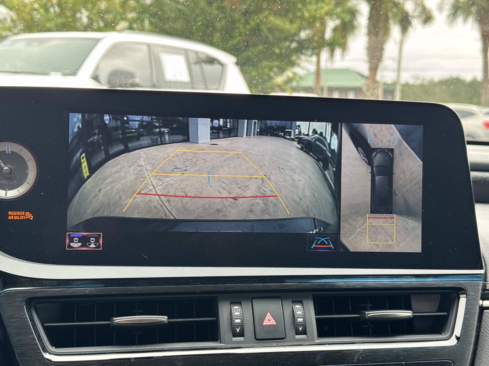 Certified 2022 Lexus ES 350 Ultra Luxury w/ Accessory Package 2 FWD image 24