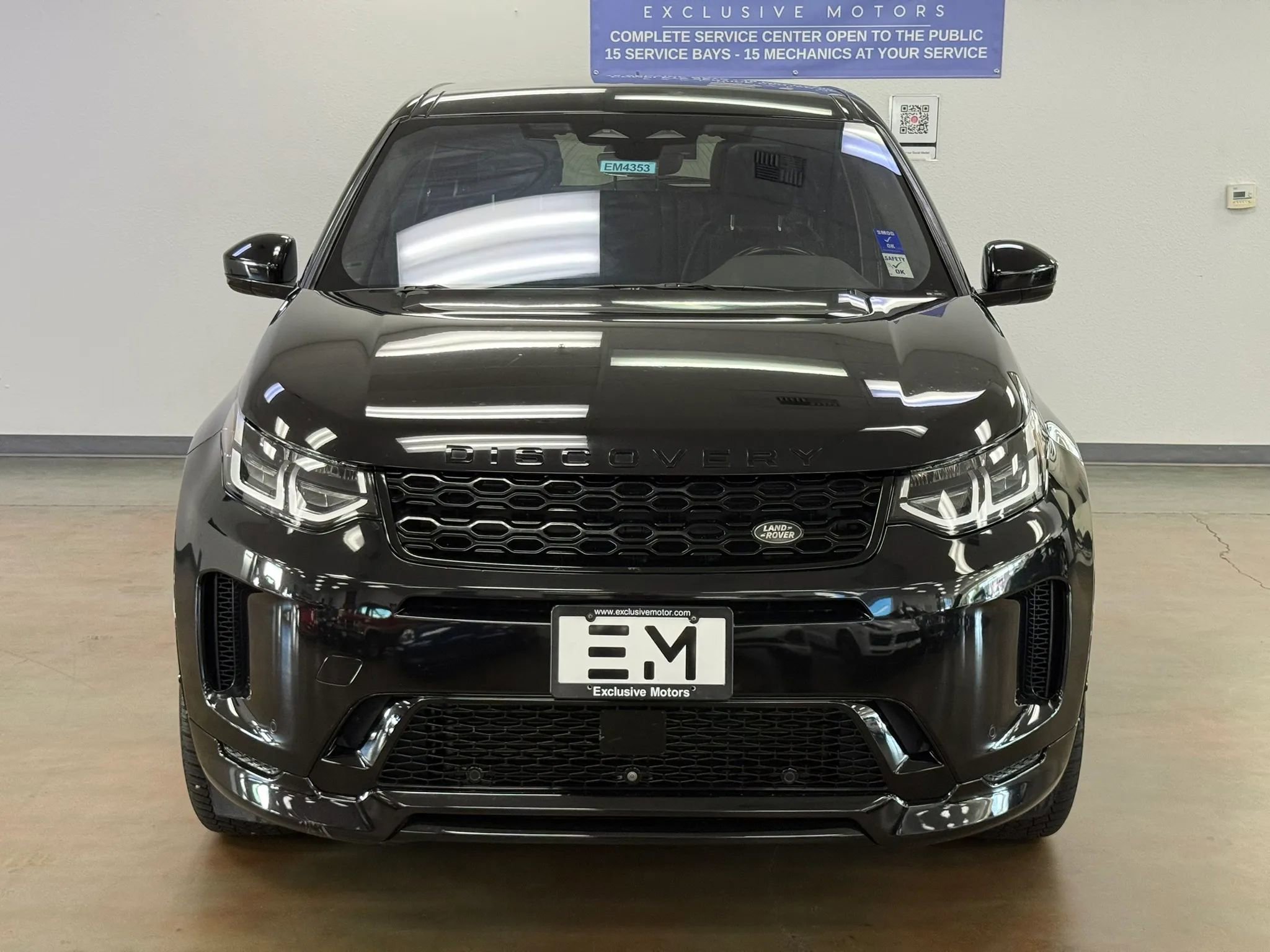 Used 2021 Land Rover Discovery Sport S R-Dynamic image 3