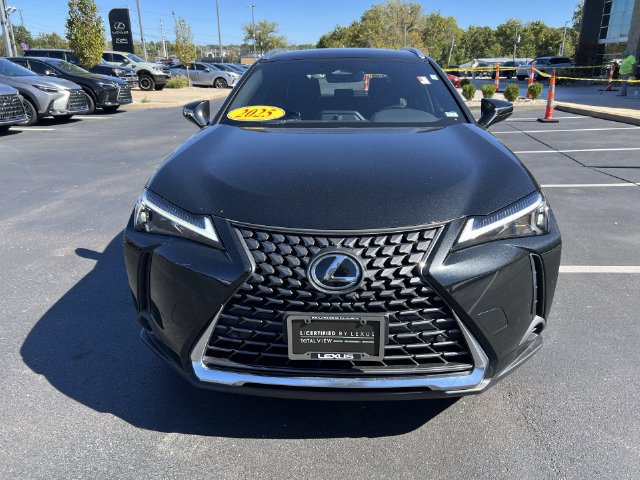 Certified 2025 Lexus UX 300h AWD w/ Accessory Package (Z1) image 7