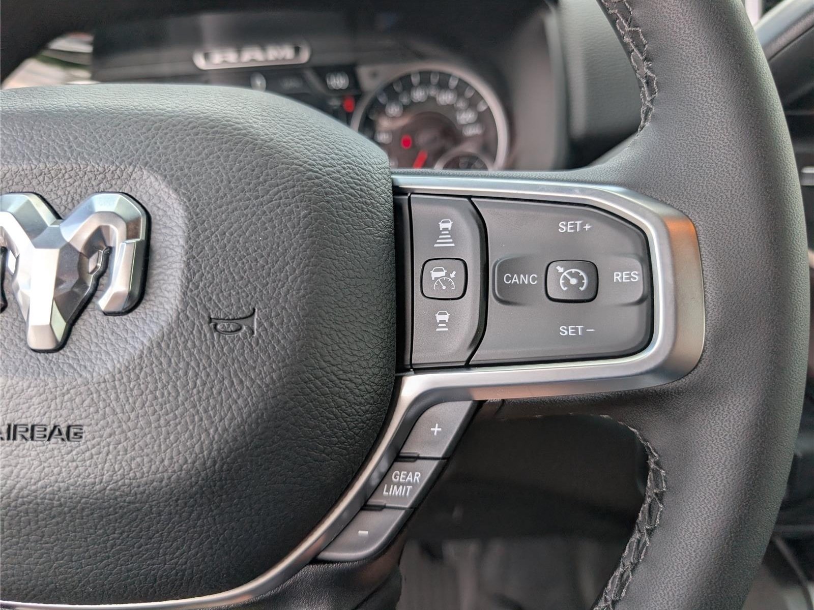 New 2026 RAM 2500 Big Horn AWD/4WD image 20