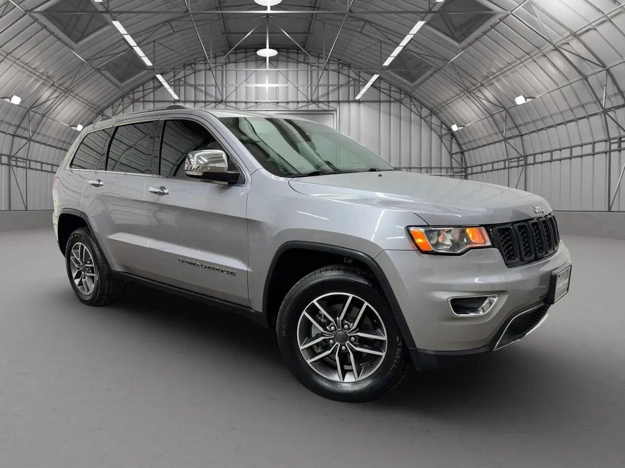 Used 2020 Jeep Grand Cherokee Limited w/ Luxury Group II AWD/4WD image 8