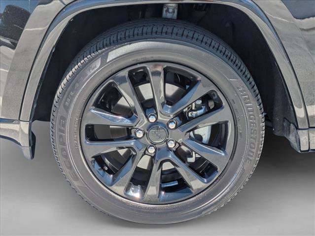 Used 2022 Jeep Grand Cherokee Laredo X RWD image 26