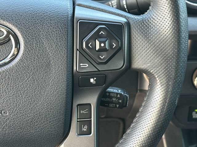 Used 2020 Toyota Tacoma TRD Off-Road w/ TRD Premium Off Road Package AWD/4WD image 16