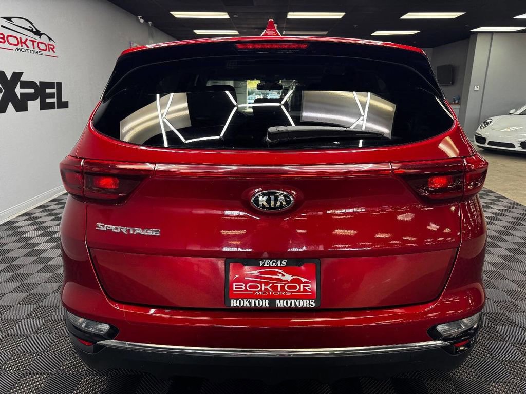 Used 2021 Kia Sportage LX image 12
