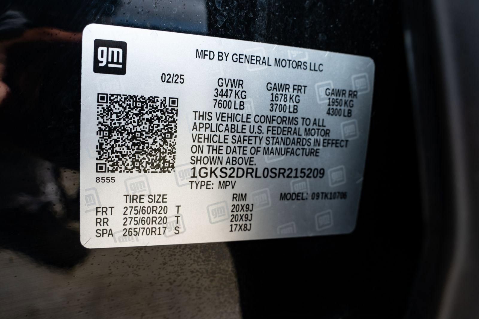 Used 2025 GMC Yukon Denali AWD/4WD image 38