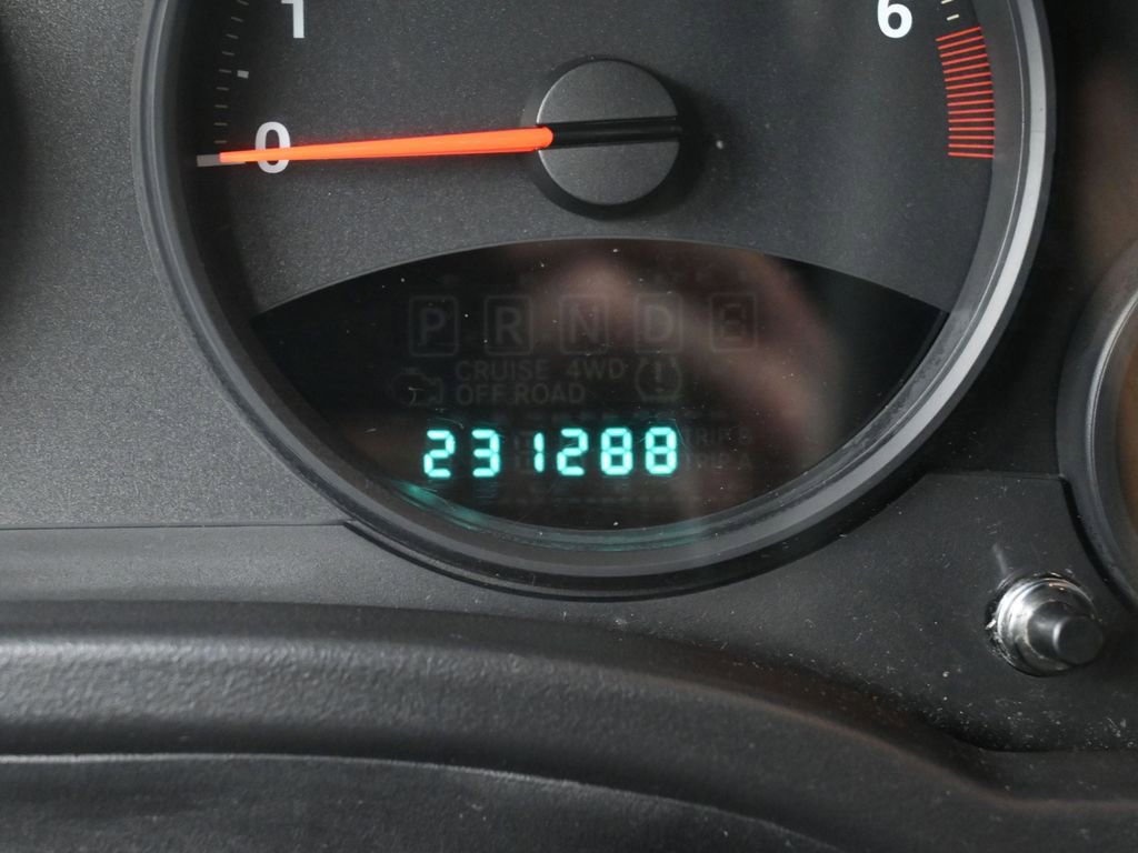 Used 2011 Jeep Compass 4WD image 37