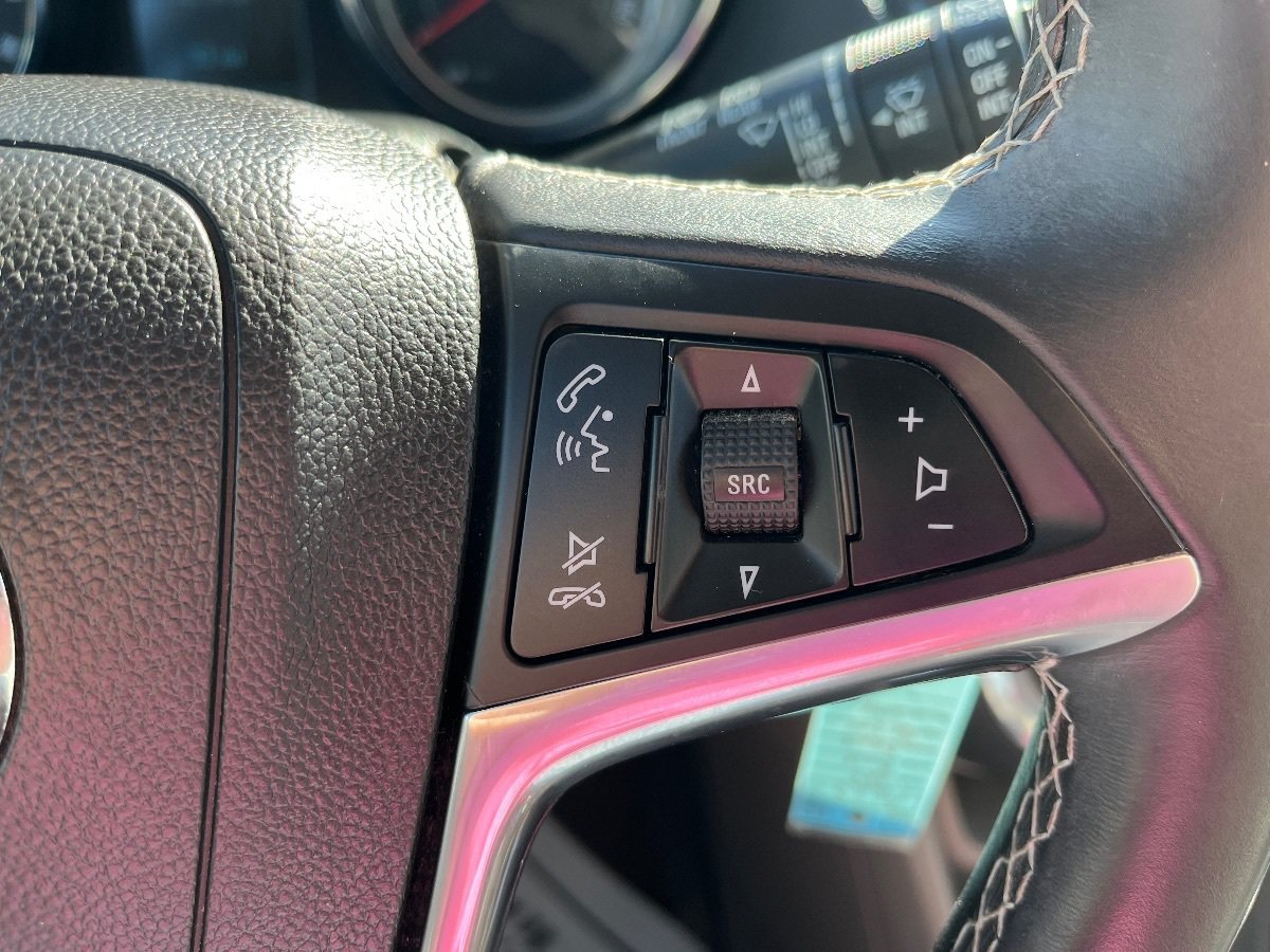 Used 2015 Buick Encore FWD image 19
