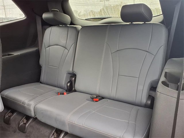 Used 2024 Buick Enclave Premium image 83