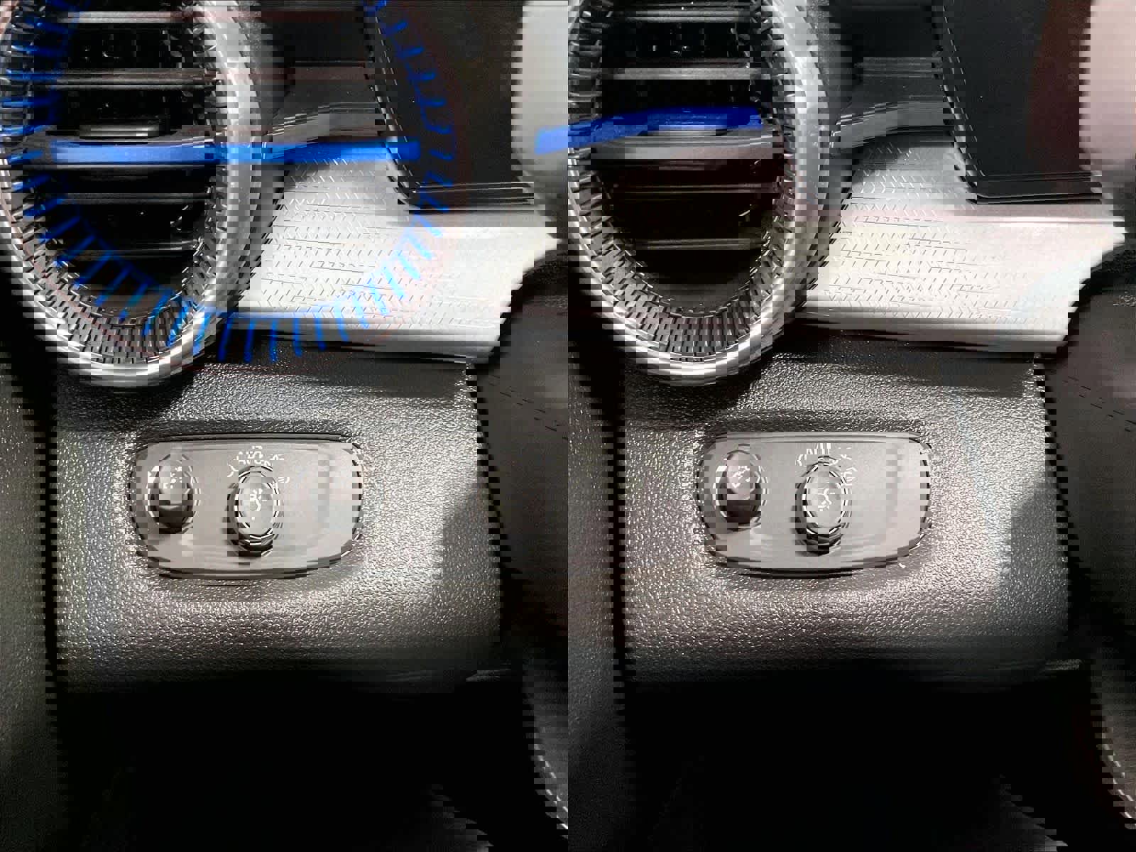 Used 2025 Chevrolet Trax LT w/ LT Convenience Package image 26