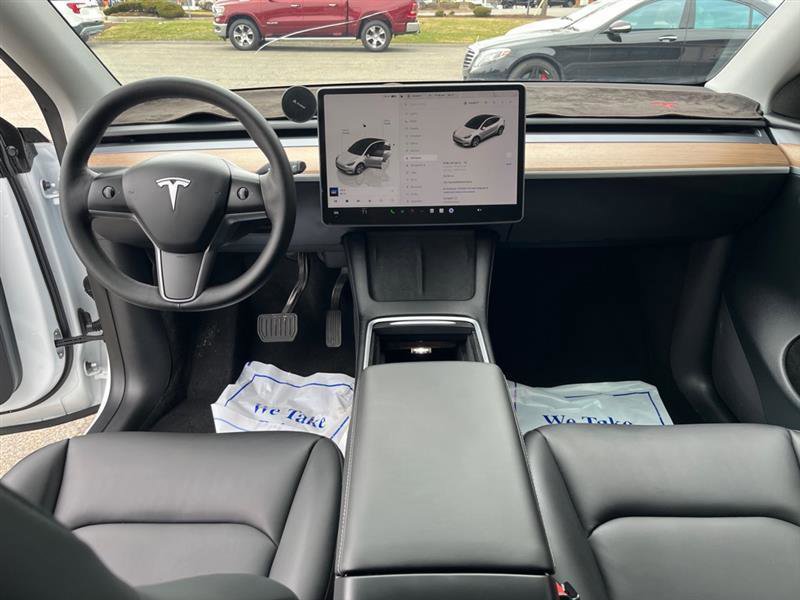 Used 2024 Tesla Model Y Long Range image 20